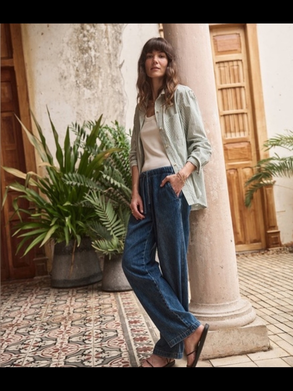 Marine Layer Casual Drawstring Jeans in Denim Blue